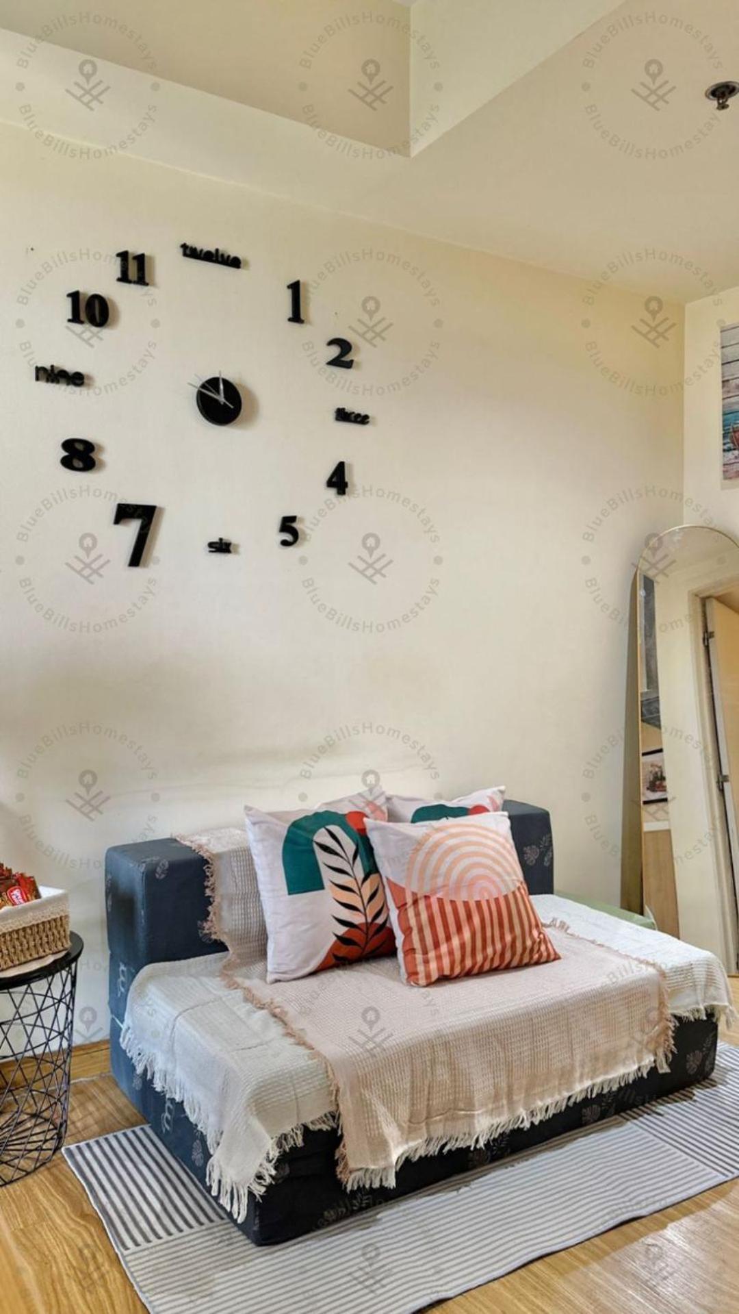 2br Azure Netflix, Karaoke & Board Games * Manila