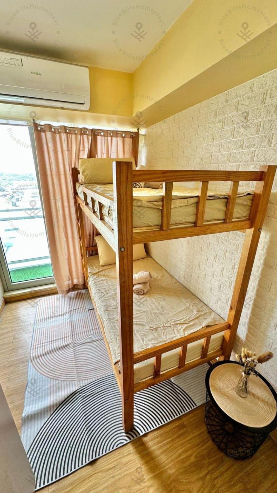 2br Azure Netflix, Karaoke & Board Games Holiday home Manila