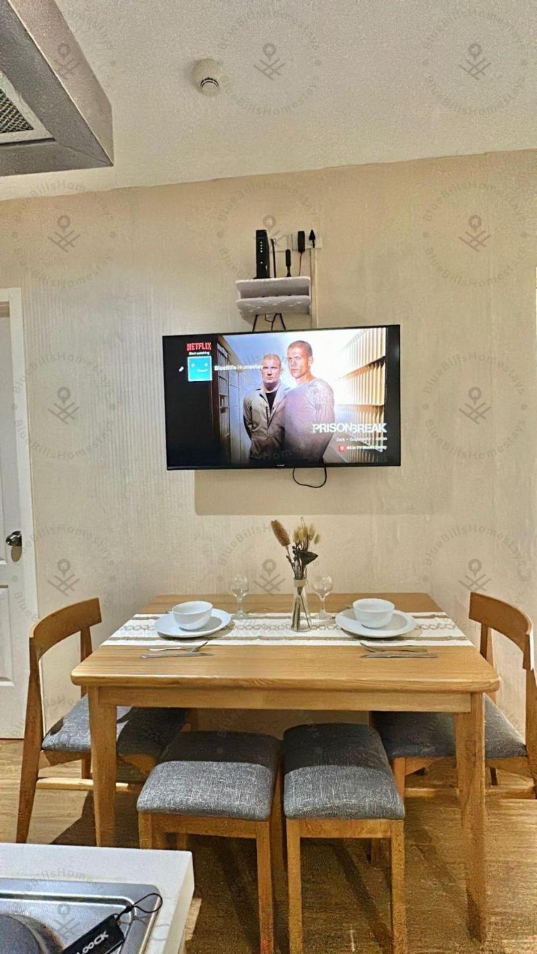 2br Azure Netflix, Karaoke & Board Games *