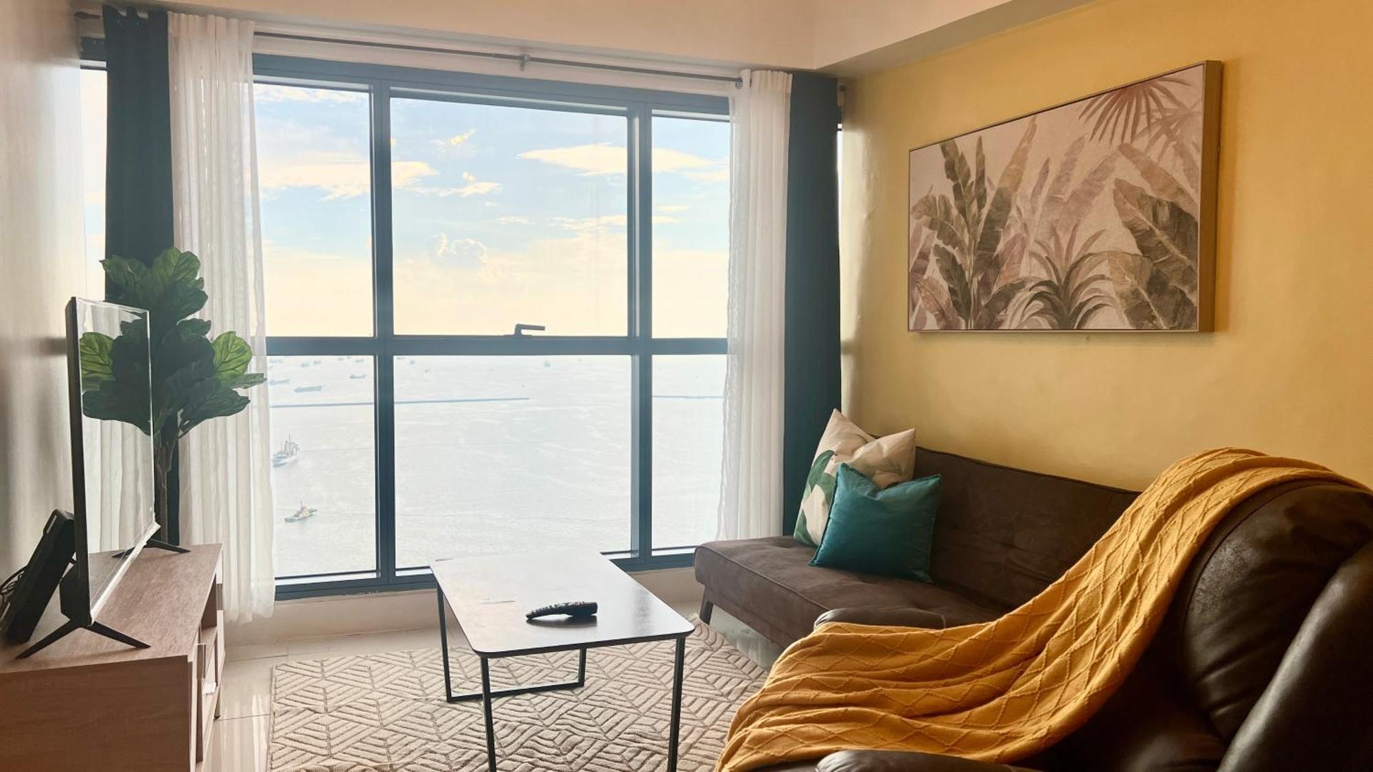 3br Grand Riviera By Mrsayla Apartment