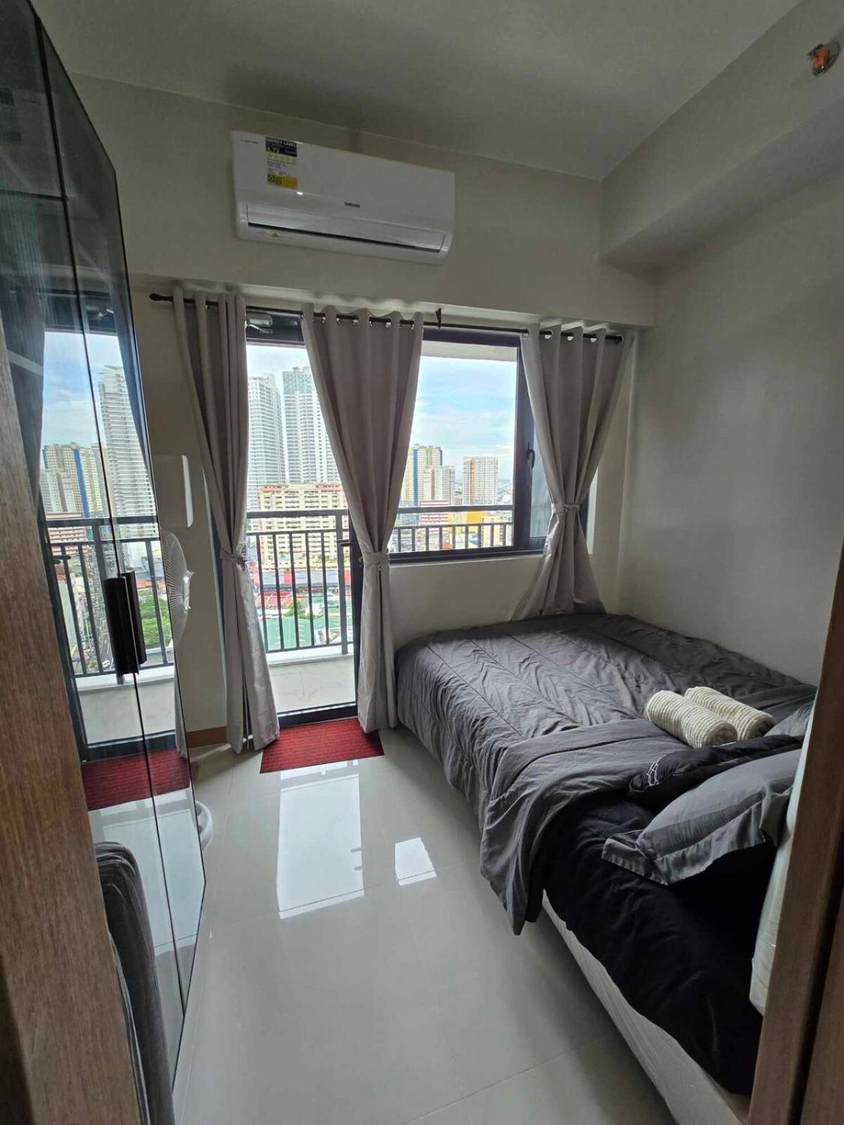 Smdc Red Residences Makati W Own Parking Slot Apartment Manila