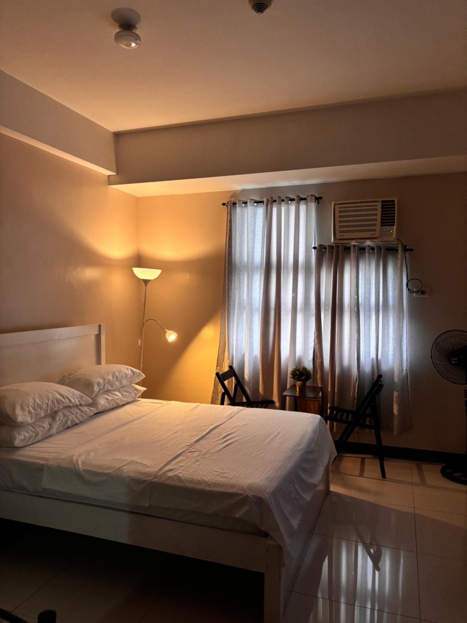 101 Newport West Wing * Manila