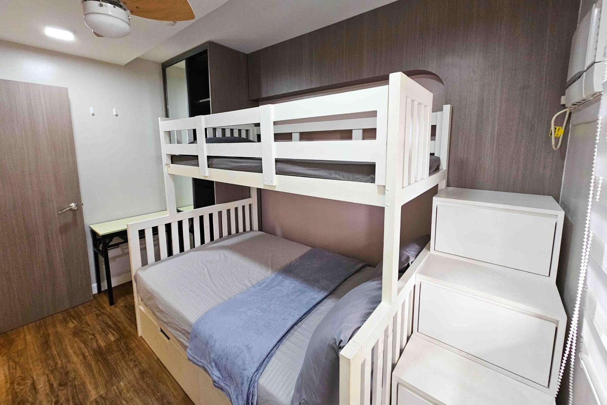 Stylish & Spacious Place Near Bgc Fast Wi-fi Manila