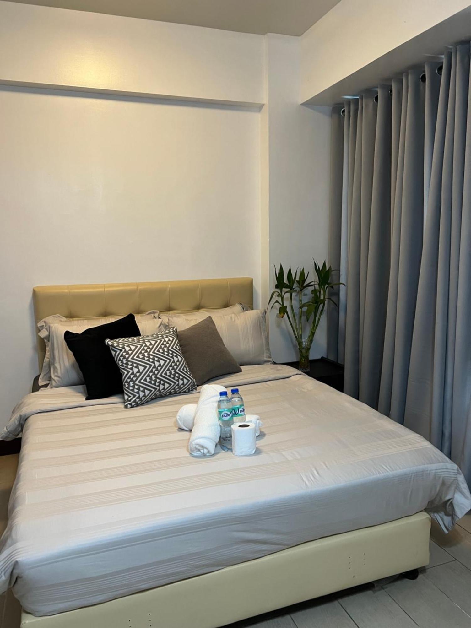 Apartment Two Palm Tree Terminal 3 Newport Pasay Manila
