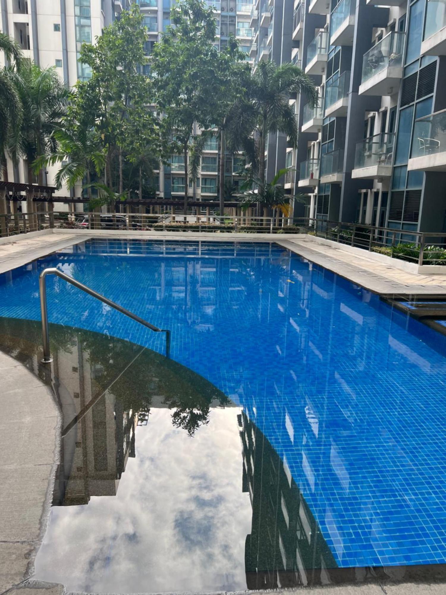 Apartment Two Palm Tree Terminal 3 Newport Pasay Manila