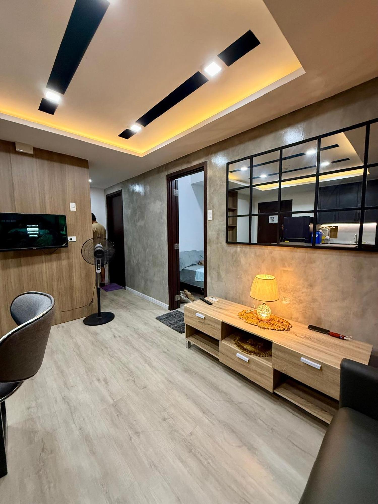 Urbanchic 2br Unit At Boni Edsa *