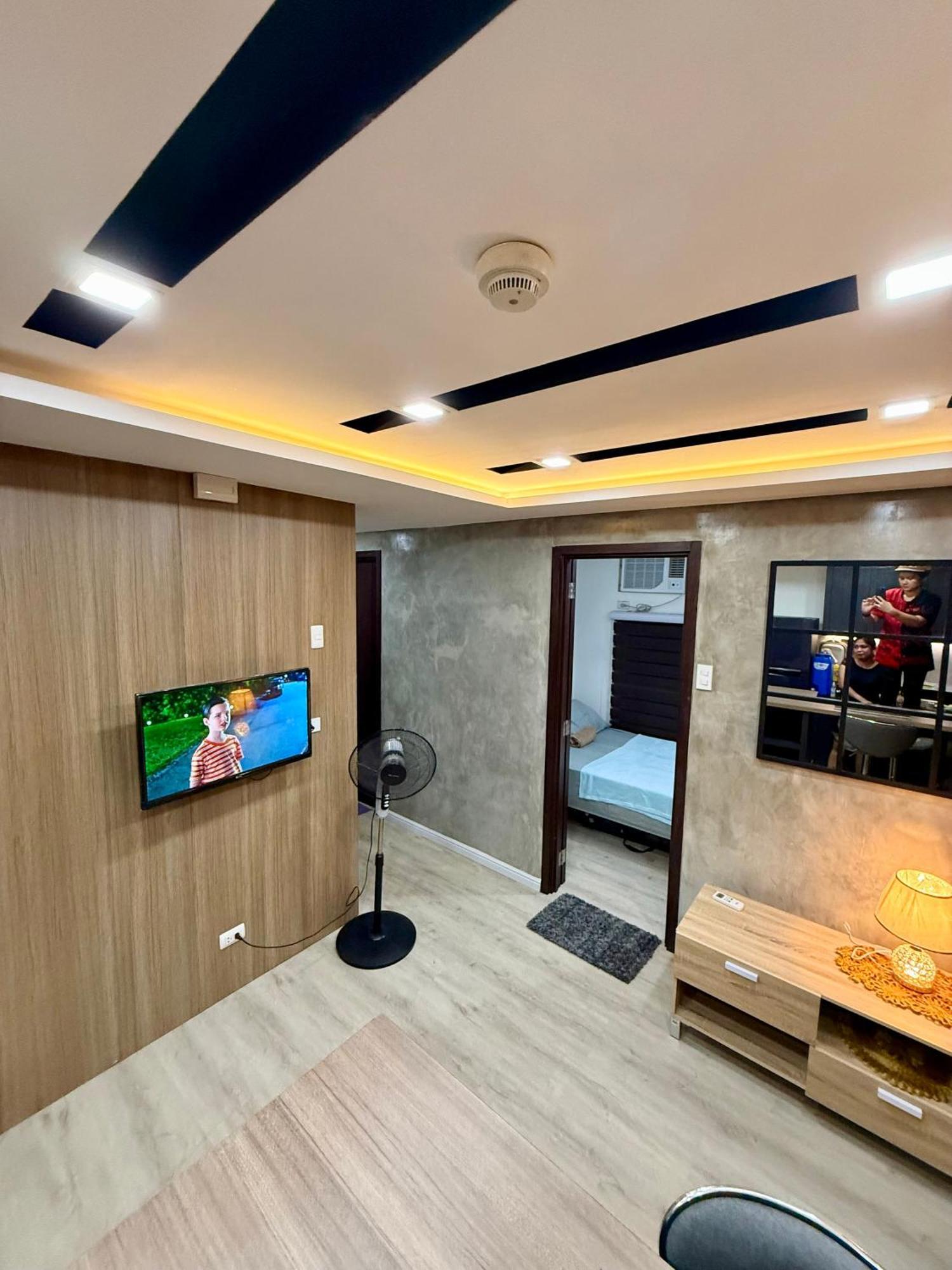 Urbanchic 2br Unit At Boni Edsa Aparthotel