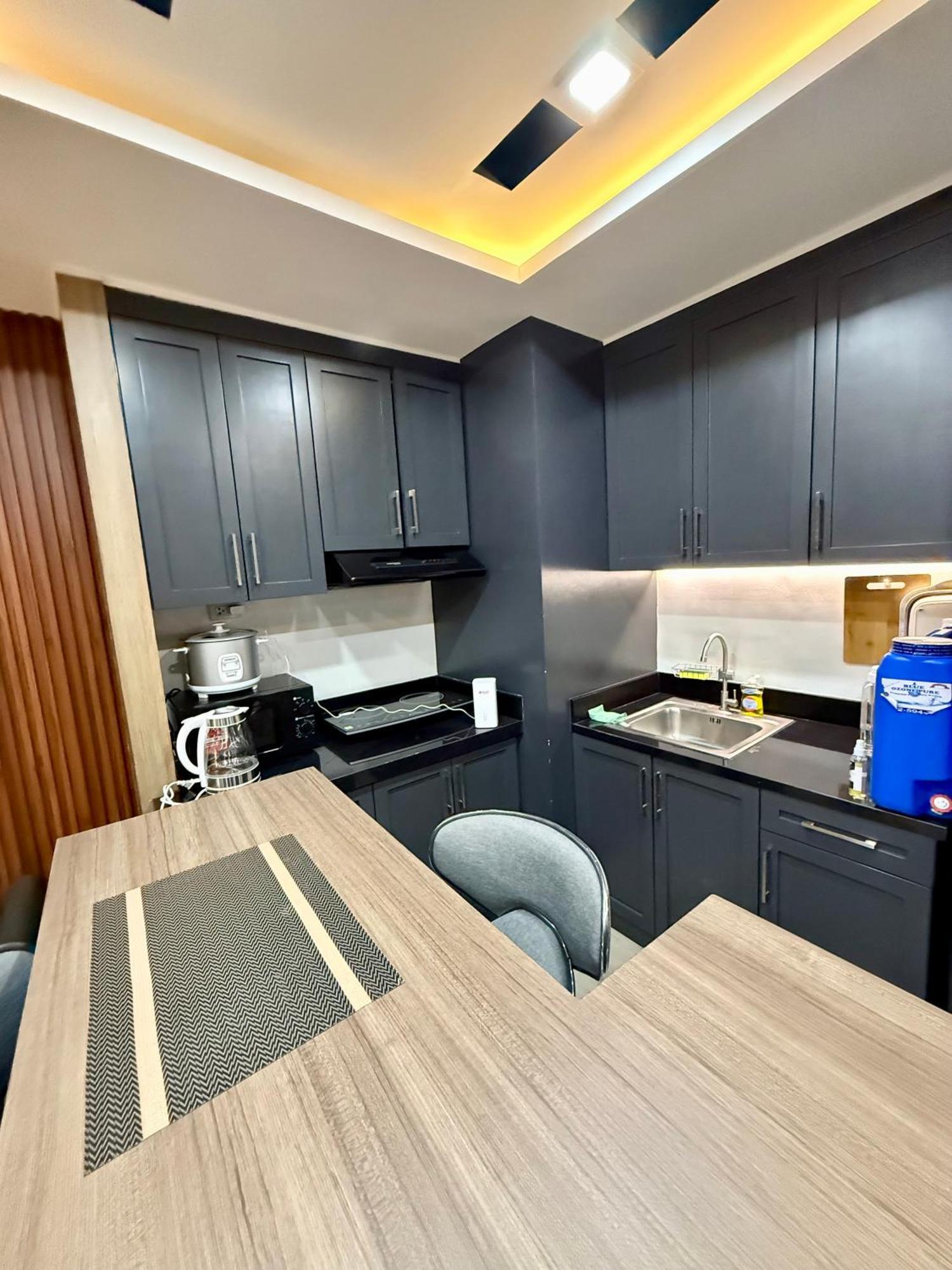 Urbanchic 2br Unit At Boni Edsa