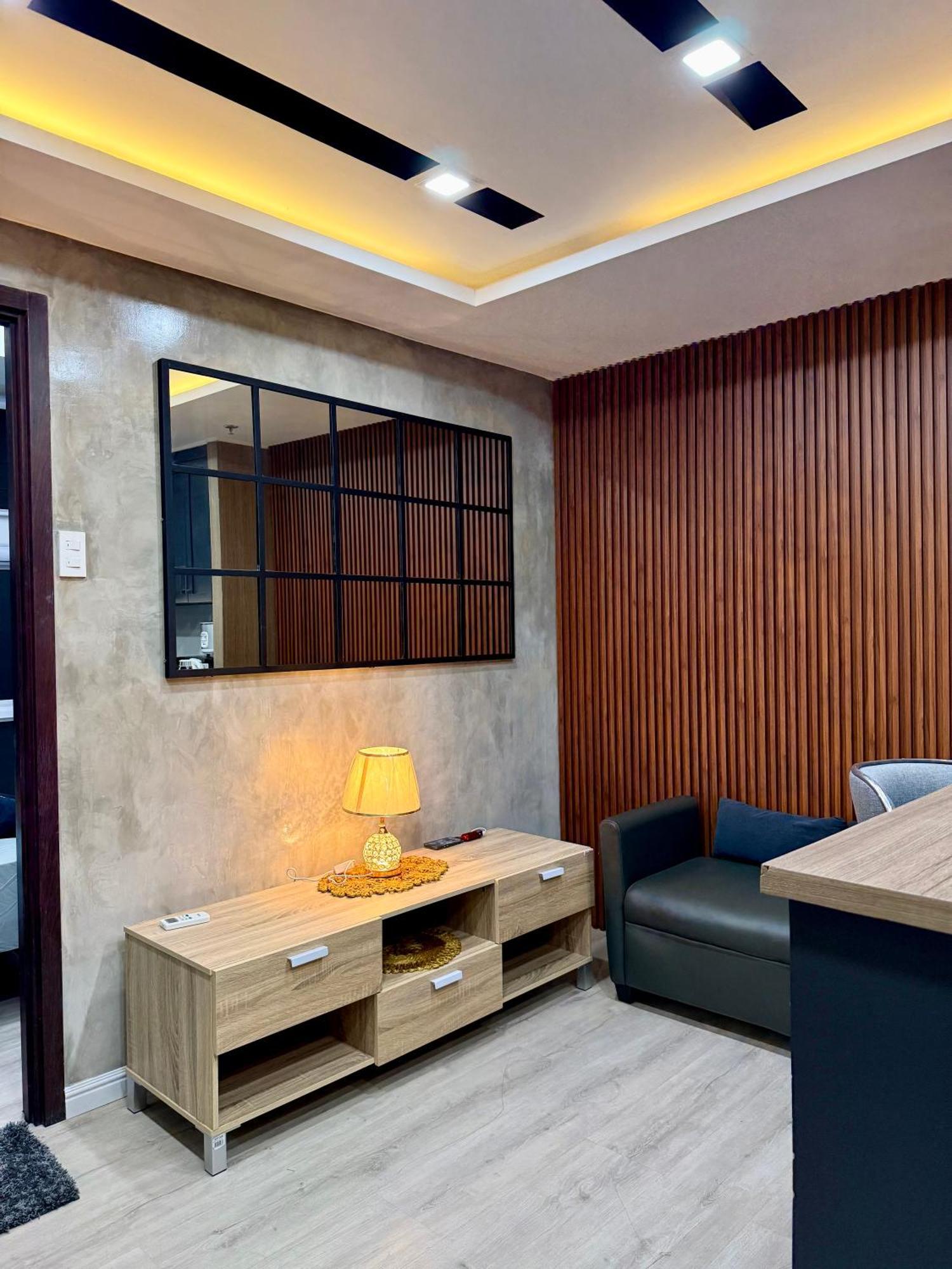 Aparthotel Urbanchic 2br Unit At Boni Edsa Manila