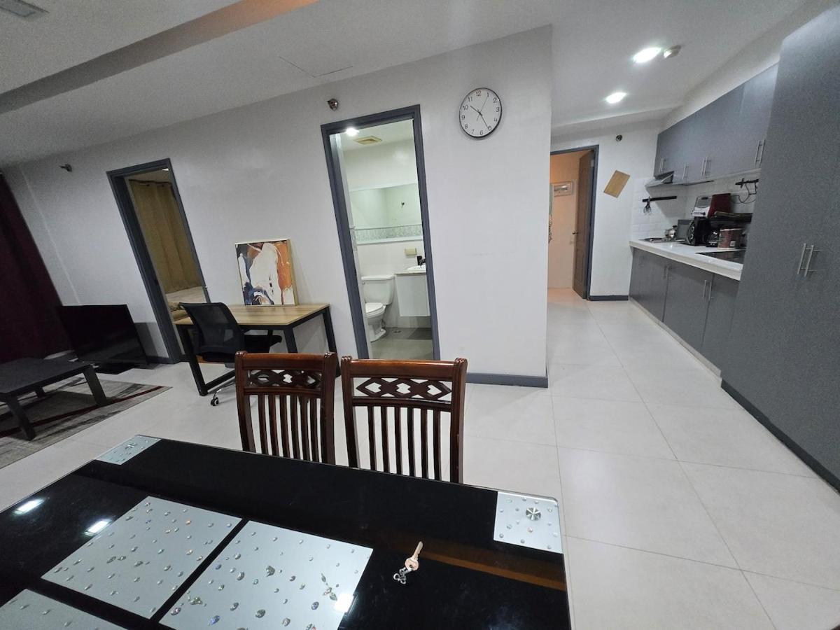 Bgc Center Decent 74sqm, 2br, 2baths, 4beds With Maid Quarter Manila