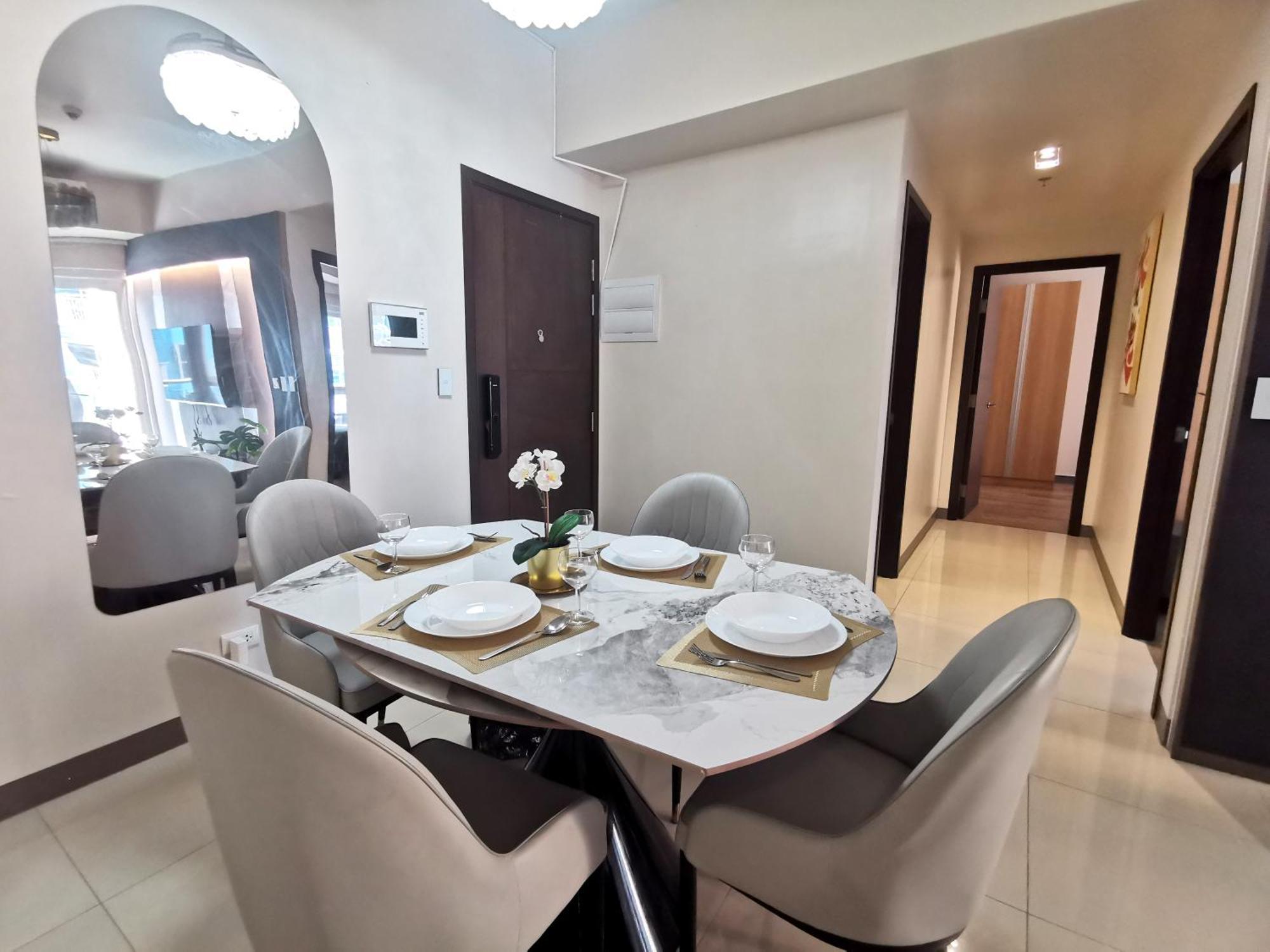Aparthotel Modern In Prime Location Manila