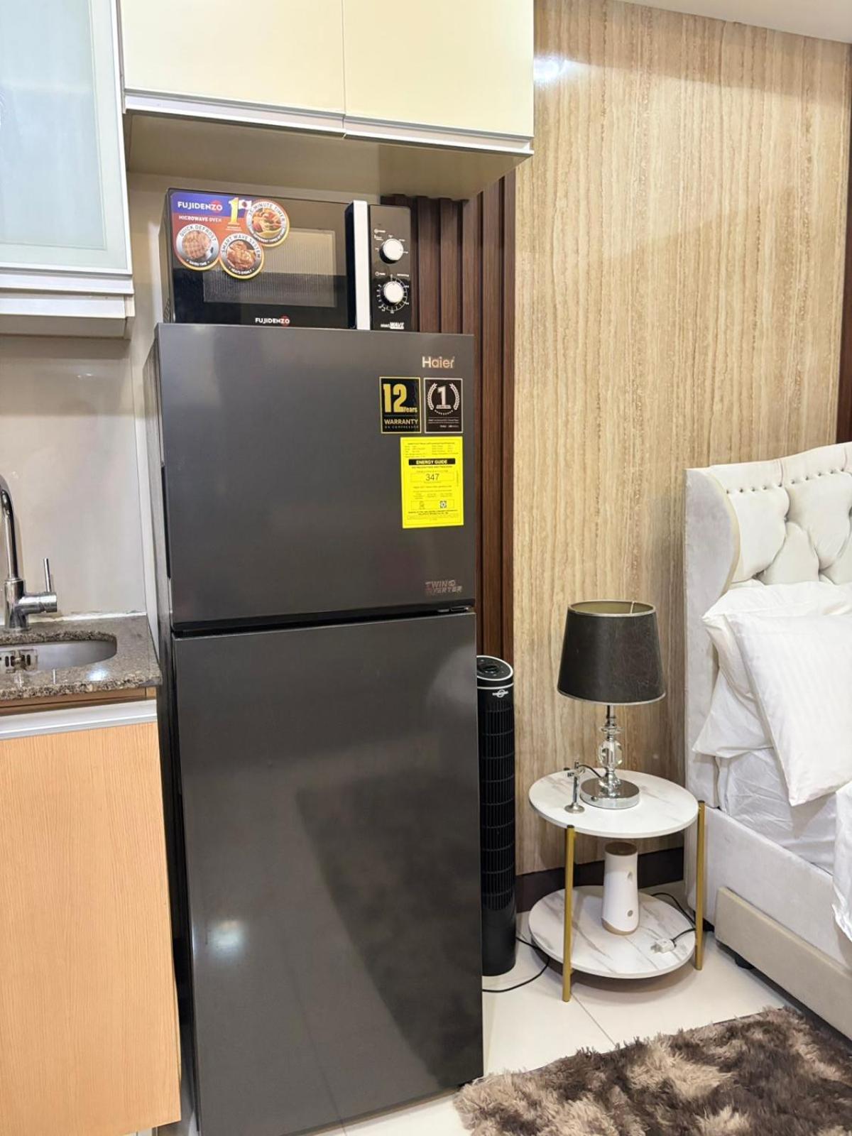 Apartment Cozy Near Bgc Super Fast Wi-fi *