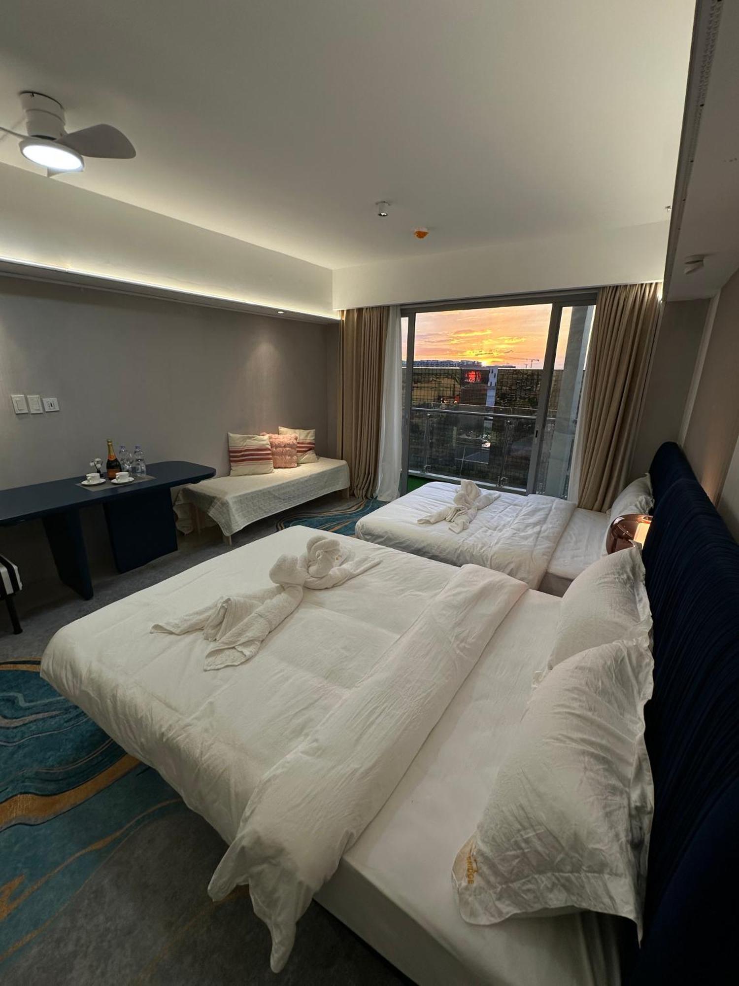 Luxury Penthouse Near Of Dreams Airport Okada Solaire Casino0 Manila