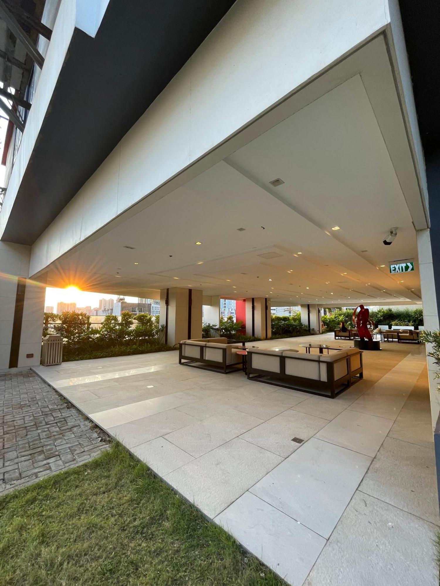 Stylish 1br In Makati