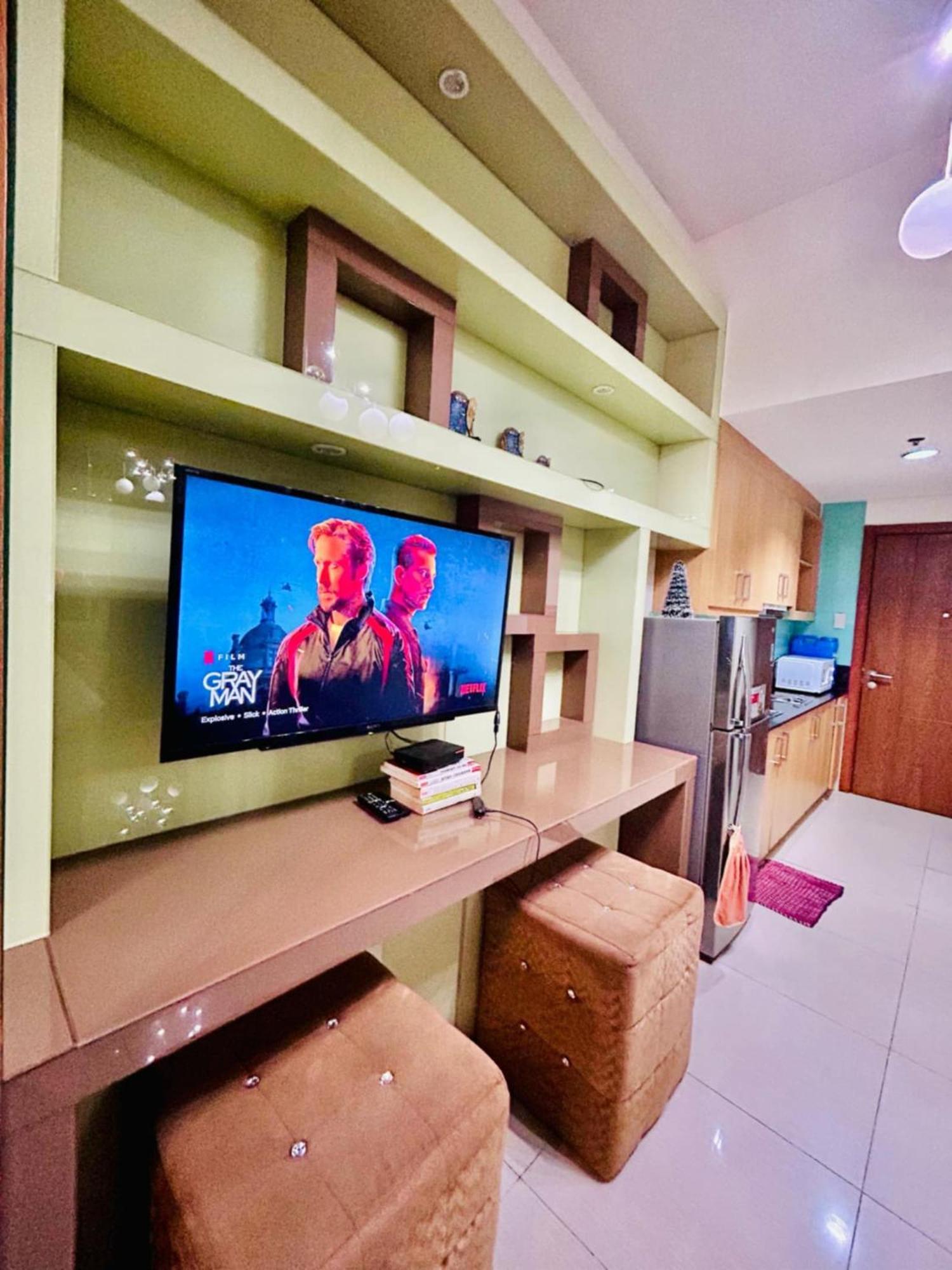 Shell Residences 1br Deluxe Condotel - Mall Of Apartment *