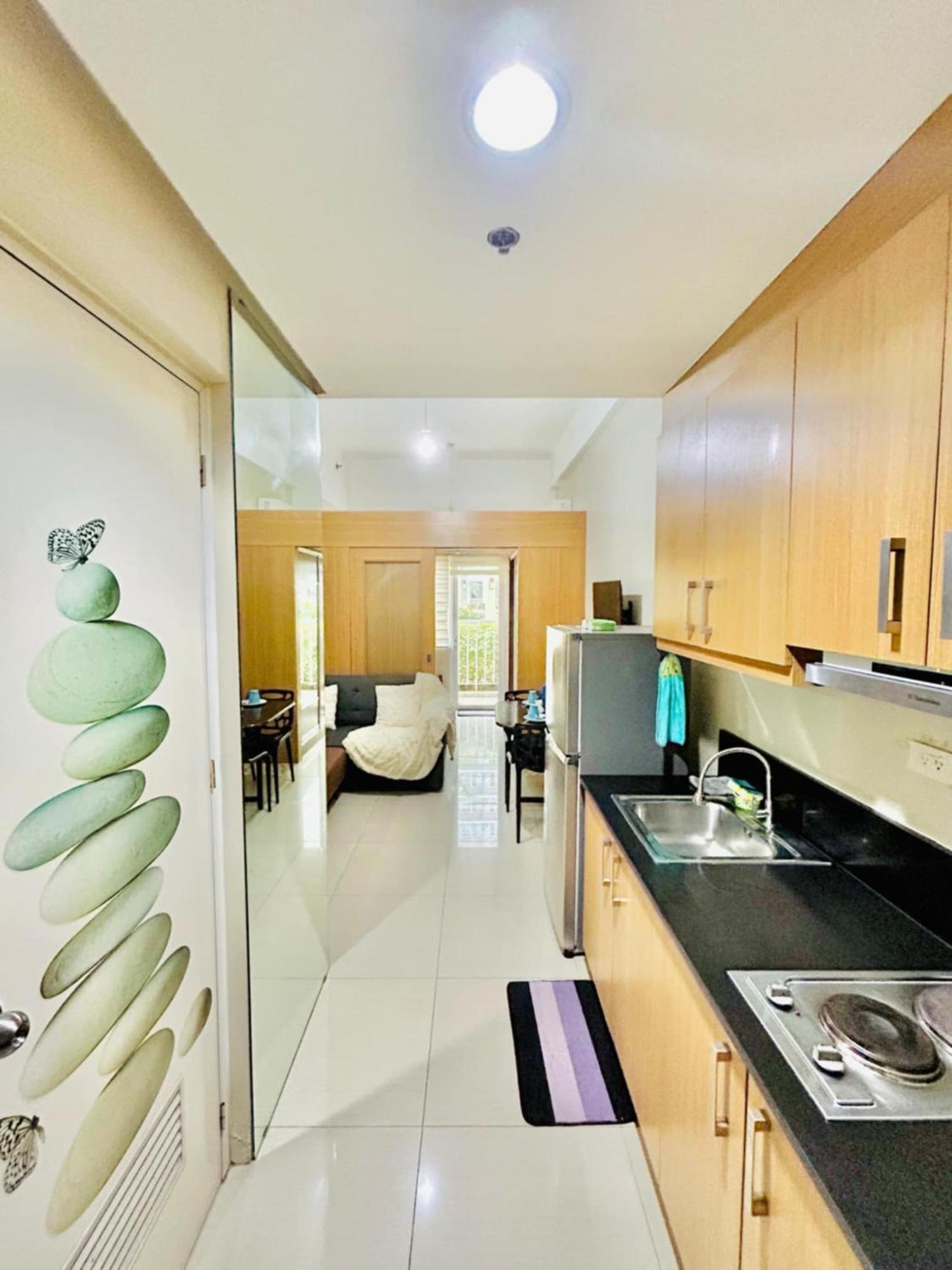 Apartment Shell Residences 1br Deluxe Condotel - Mall Of Manila