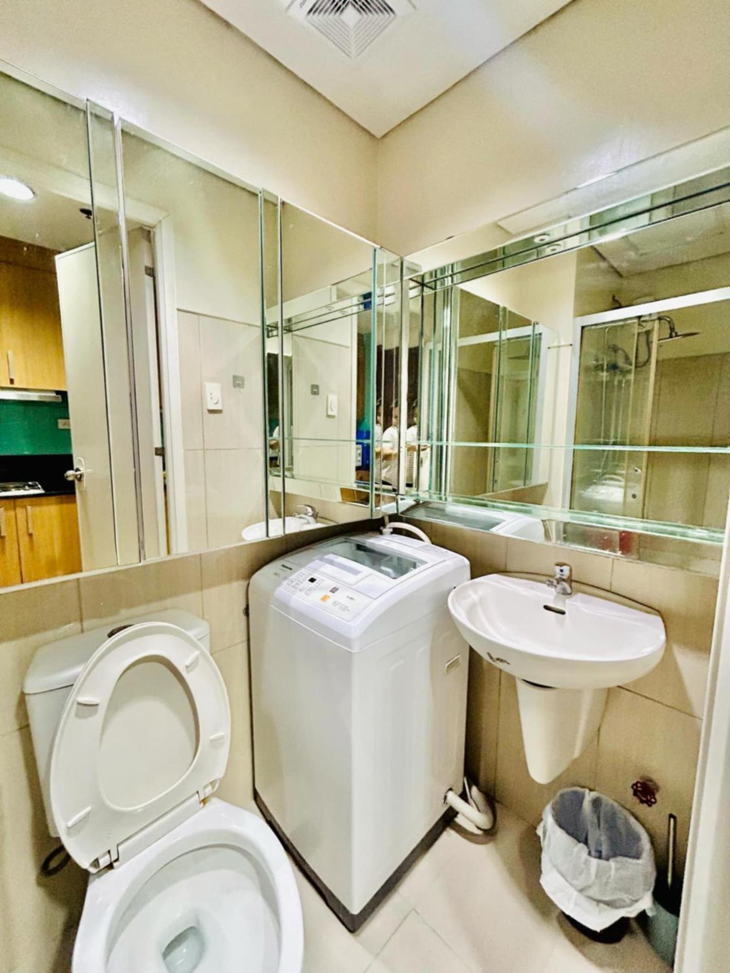Shell Residences 1br Deluxe Condotel - Mall Of Apartment Manila