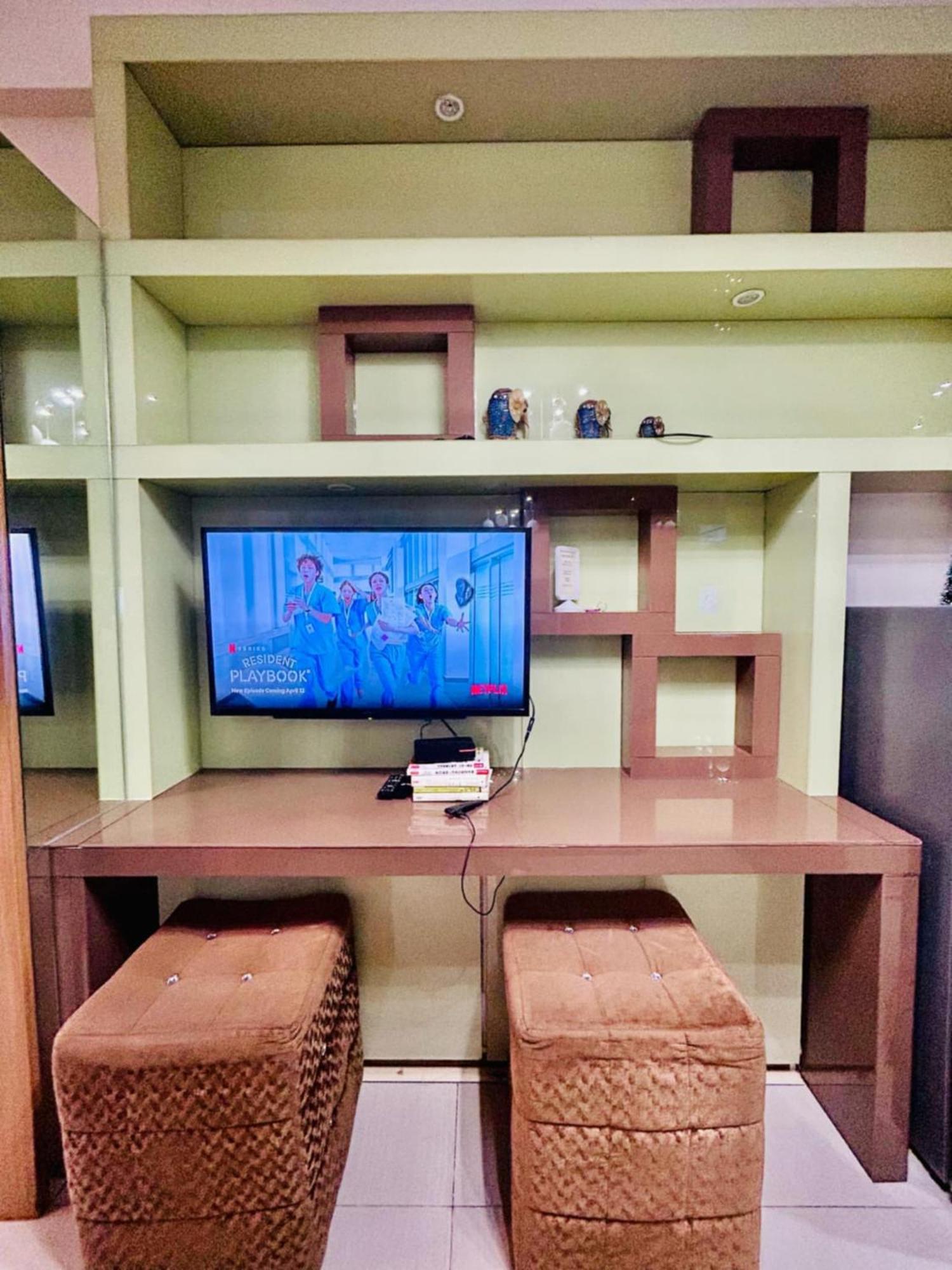 Shell Residences 1br Deluxe Condotel - Mall Of Apartment