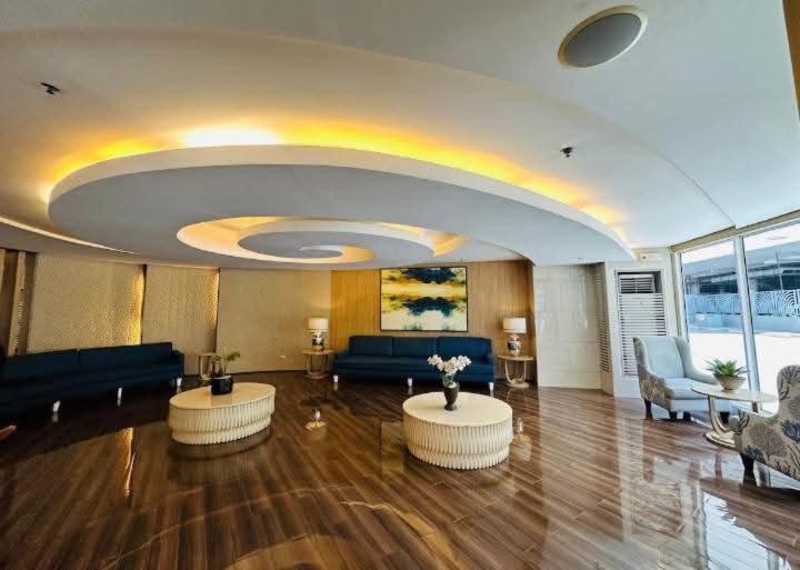 Apartment Shell Residences 1br Deluxe Condotel - Mall Of