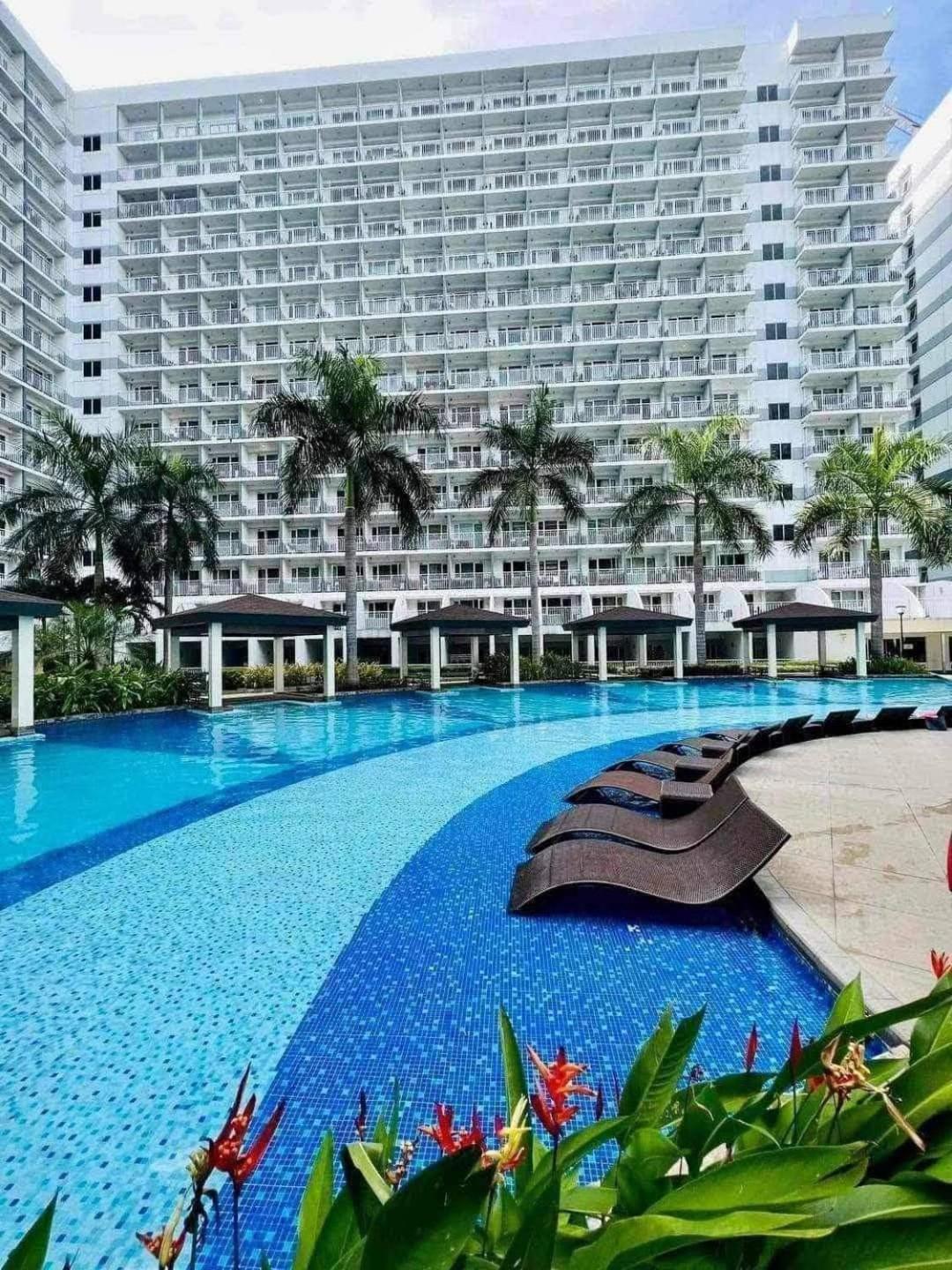 Apartment Shell Residences 1br Deluxe Condotel - Mall Of Manila