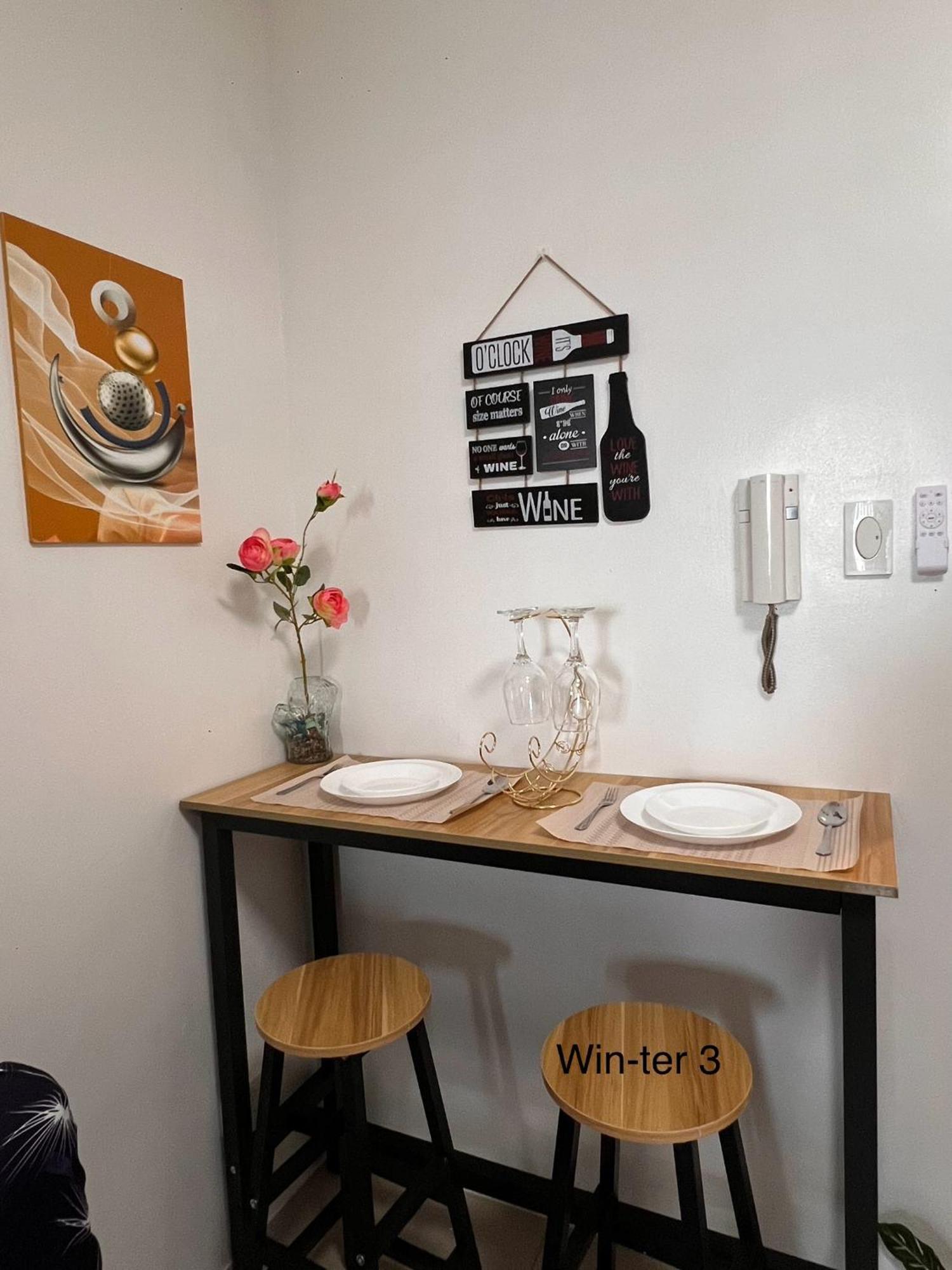 Win-ter Staycation 3 *
