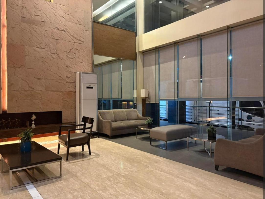 Antel And Serenity * Makati City
