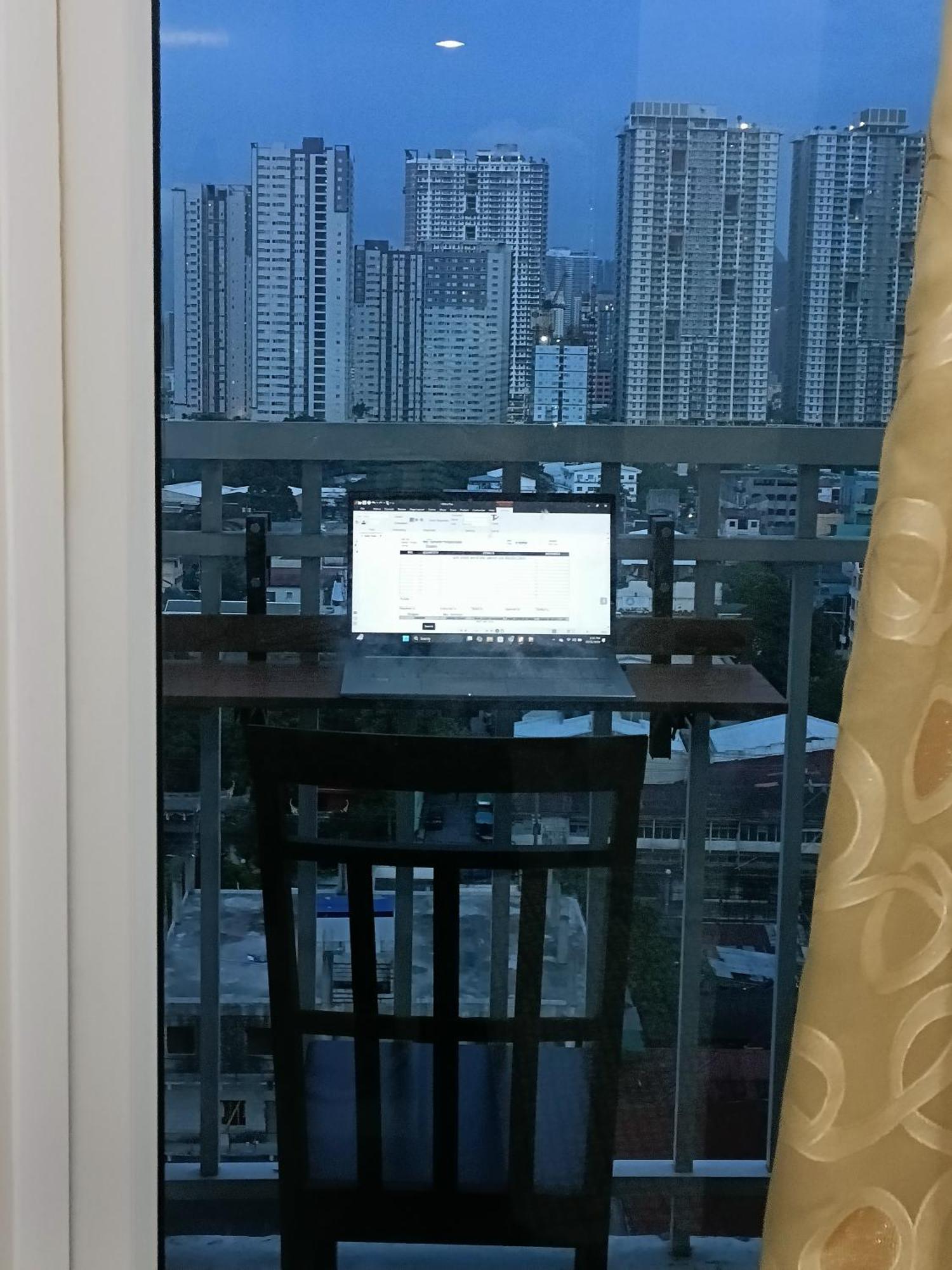 Aparthotel In Pasay Manila