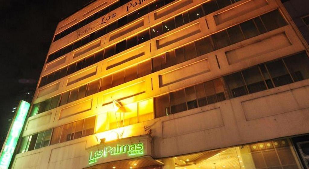 Palmas De 3*