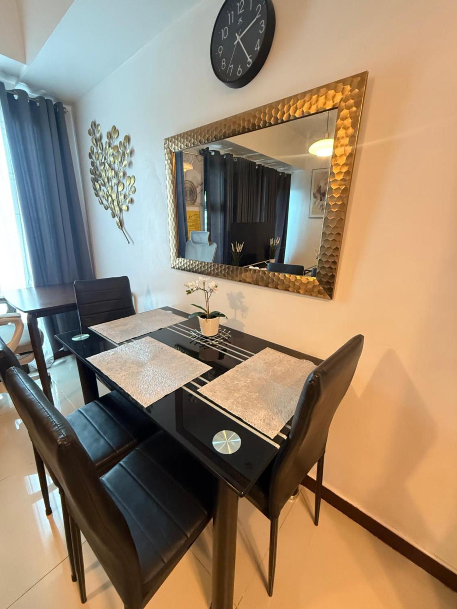 Aparthotel Cozy Place In 8 Adriatico Ermita Near Us Embassy, Slmec *