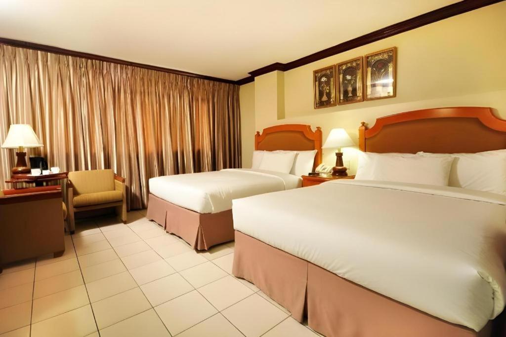 Hotel Palmas De
