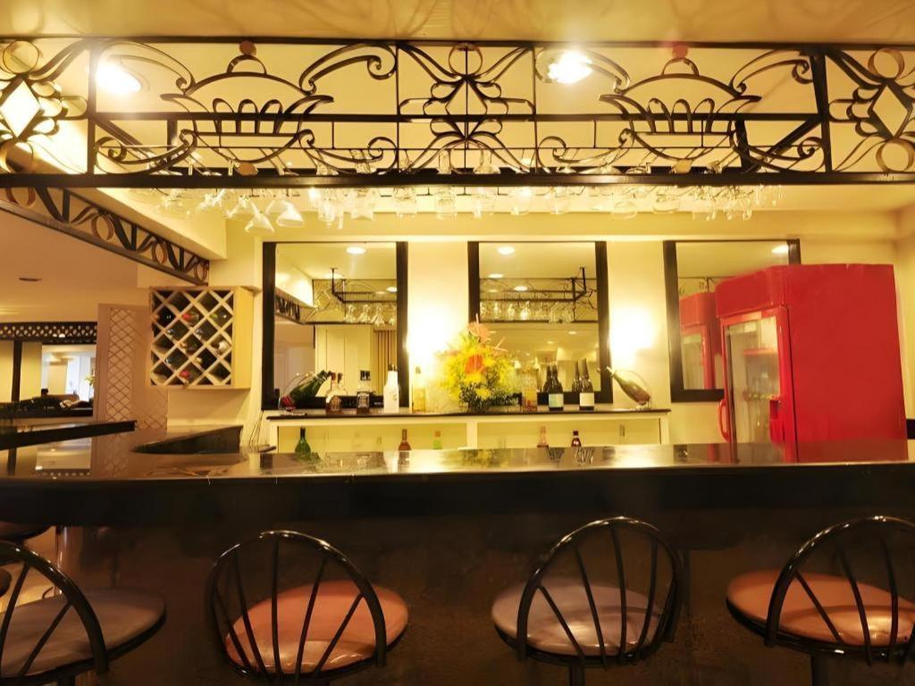Hotel Palmas De Manila