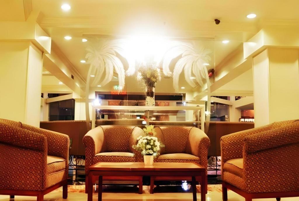 Palmas De Hotel Manila
