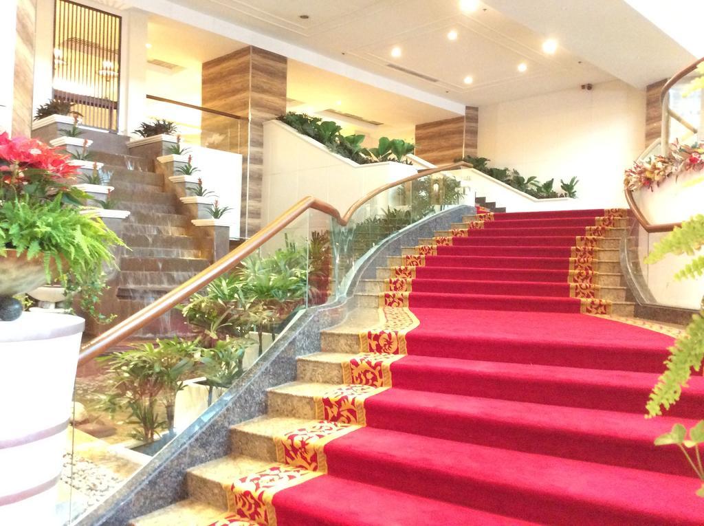 Century Park 4* Manila