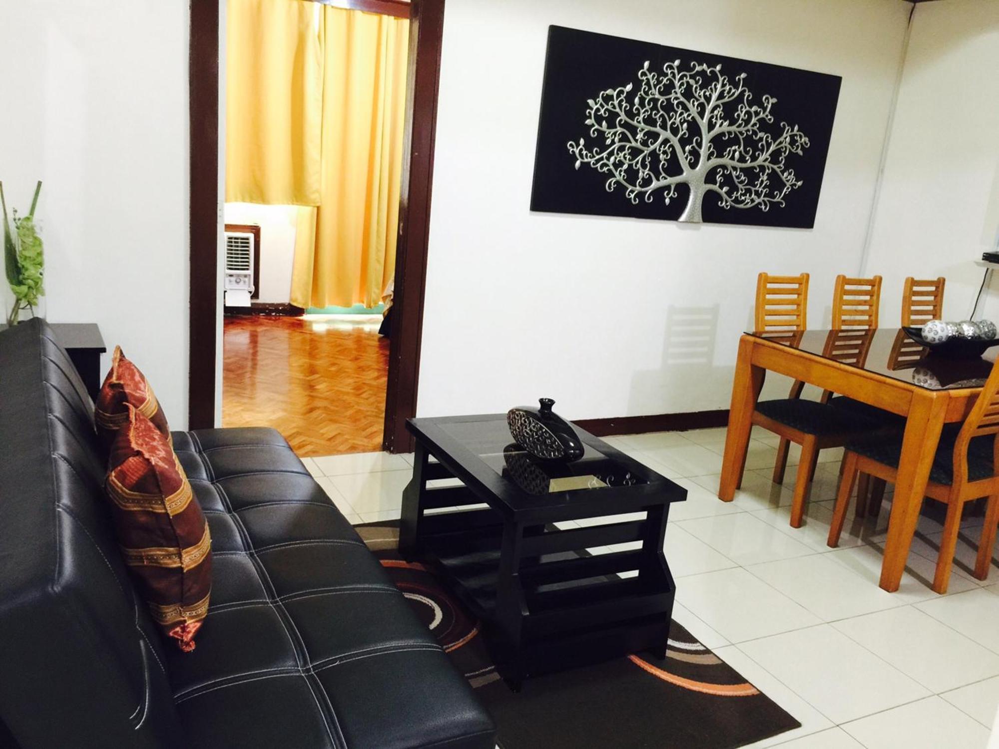 Apartment Mch Suites At Robinson's Place Residences *