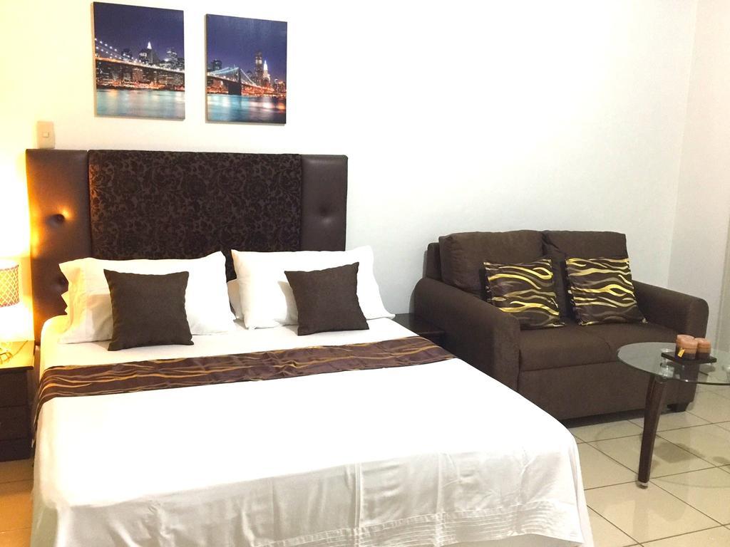 Apartment Mch Suites At Robinson's Place Residences *