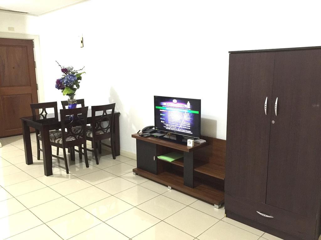 Mch Suites At Robinson's Place Residences * Manila