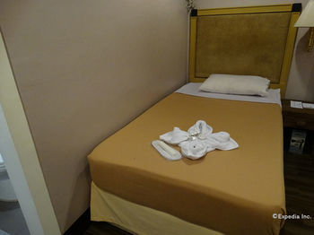 Hotel The Windy Ridge Manila