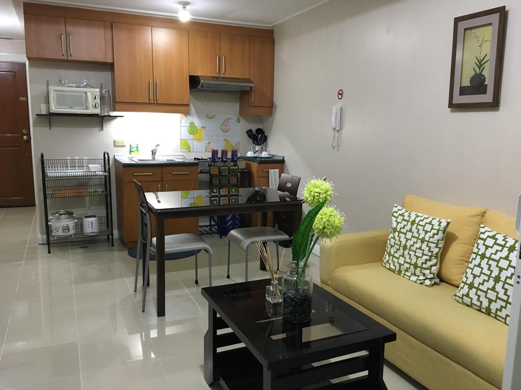 Mch Suites At Robinson's Place Residences Manila