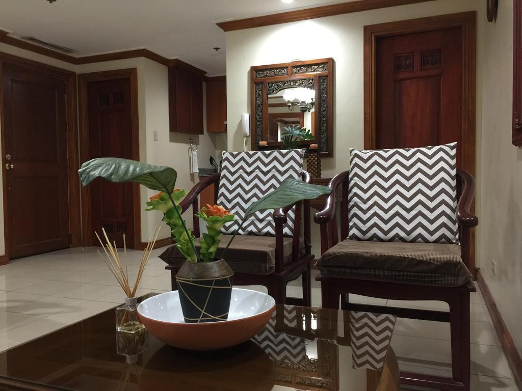 Apartment Mch Suites At Robinson's Place Residences