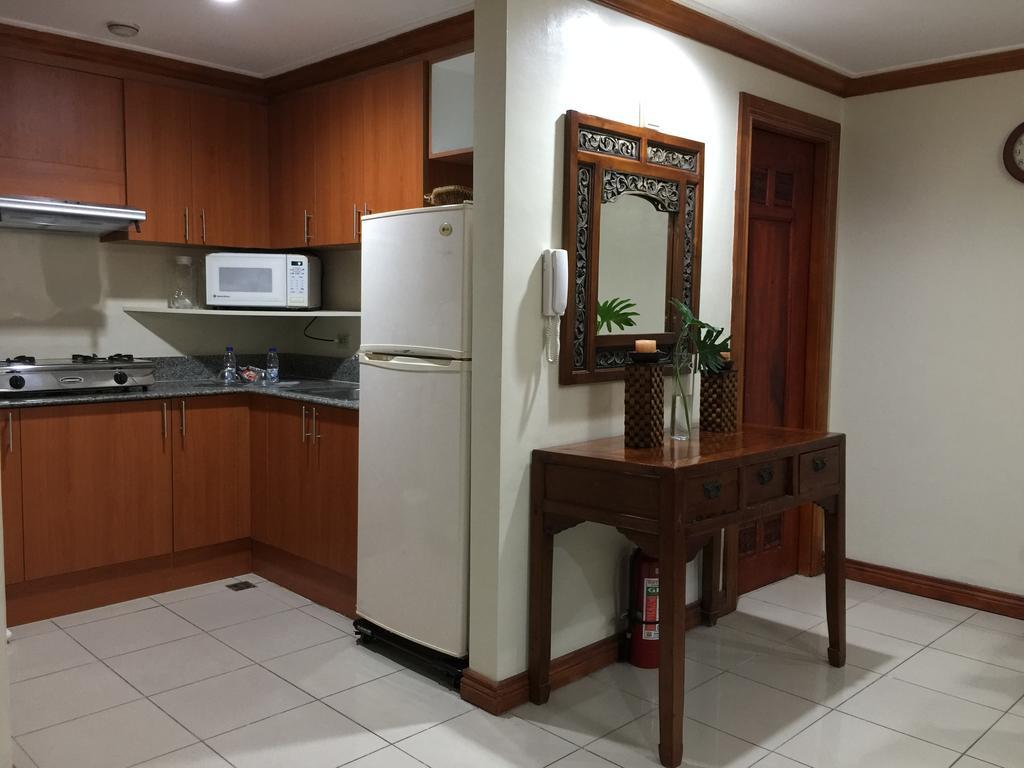 Mch Suites At Robinson's Place Residences Manila