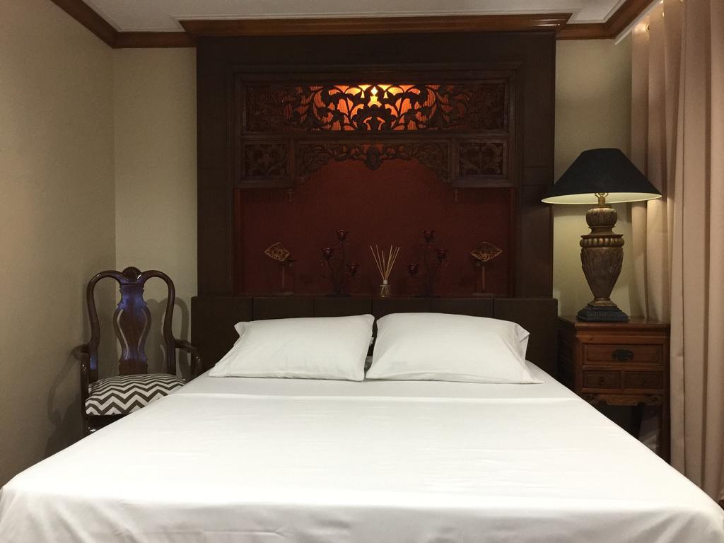 Mch Suites At Robinson's Place Residences * Manila
