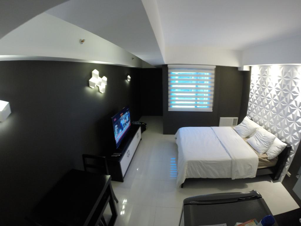 Apartment Burgundy Mckinley Place Service Apartment *