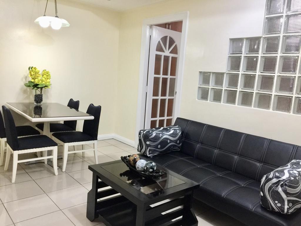 Mch Suites At Robinson's Place Residences * Manila