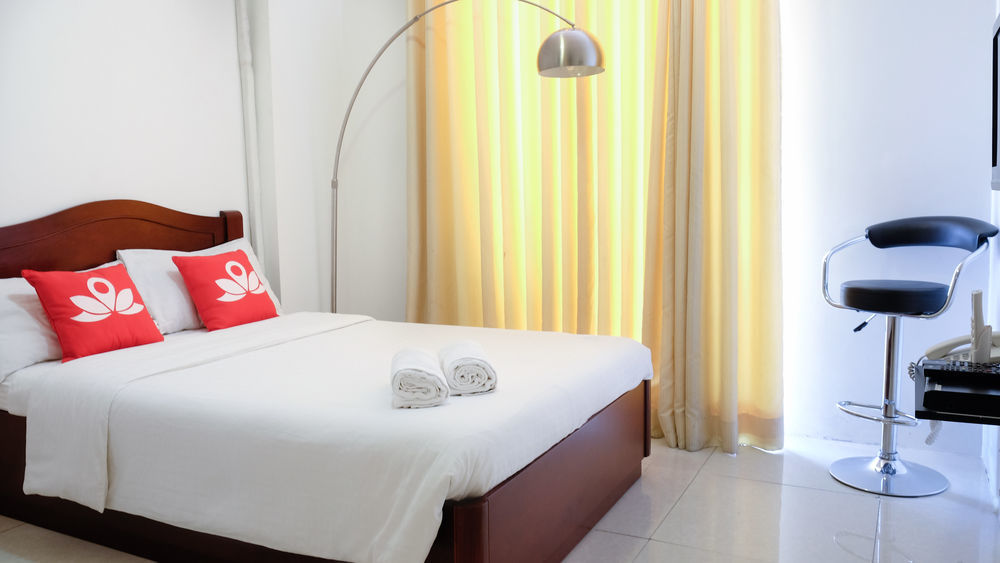 Oyo 893 Dian Makati *