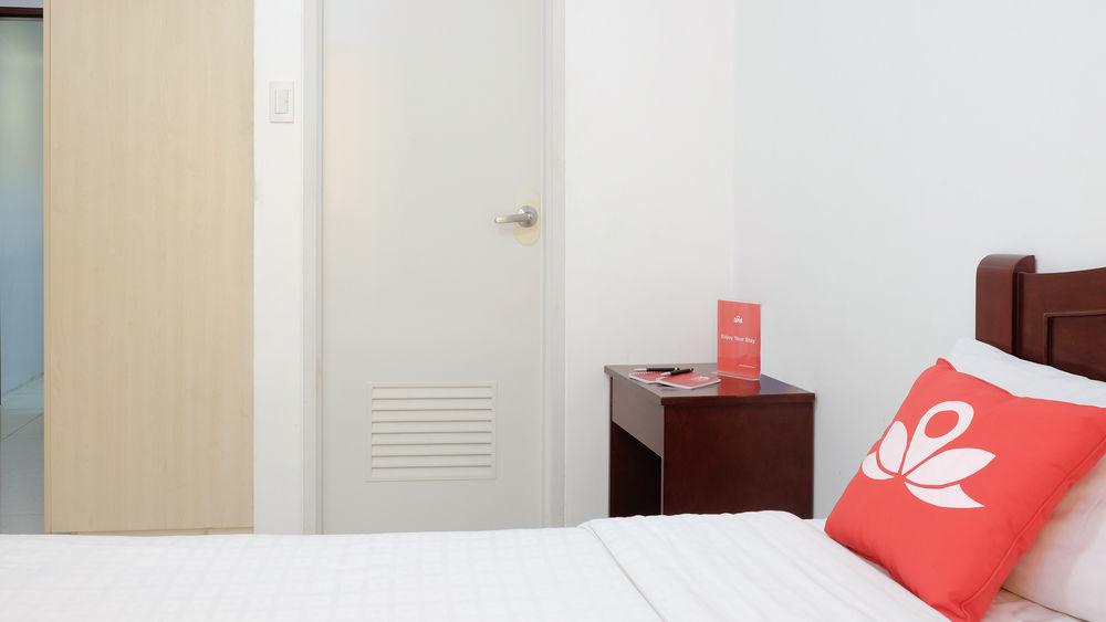 Apartment Oyo 893 Dian Makati