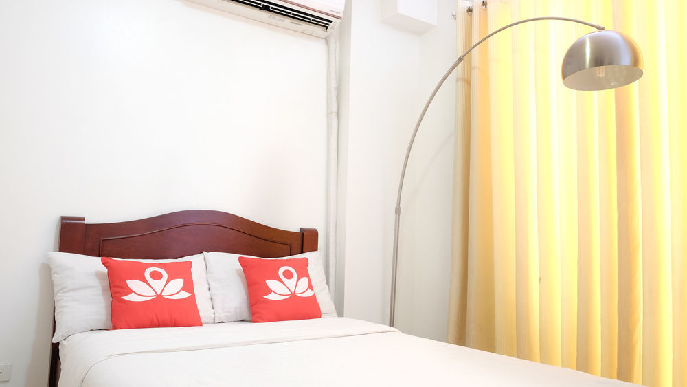 Oyo 893 Dian Makati Apartment