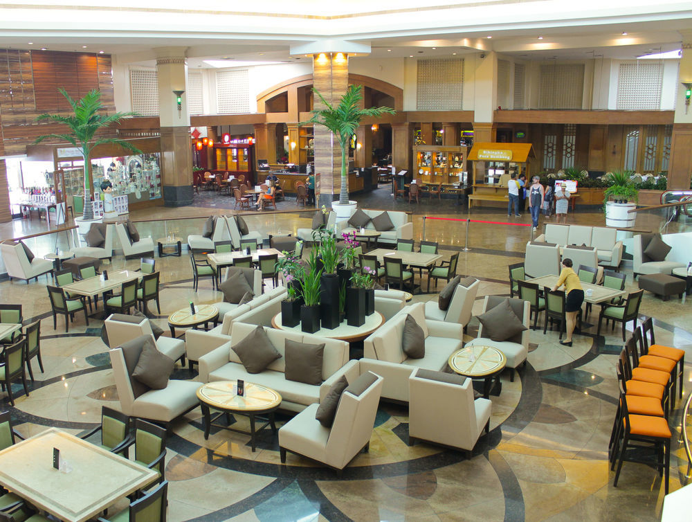 Century Park Hotel 4*