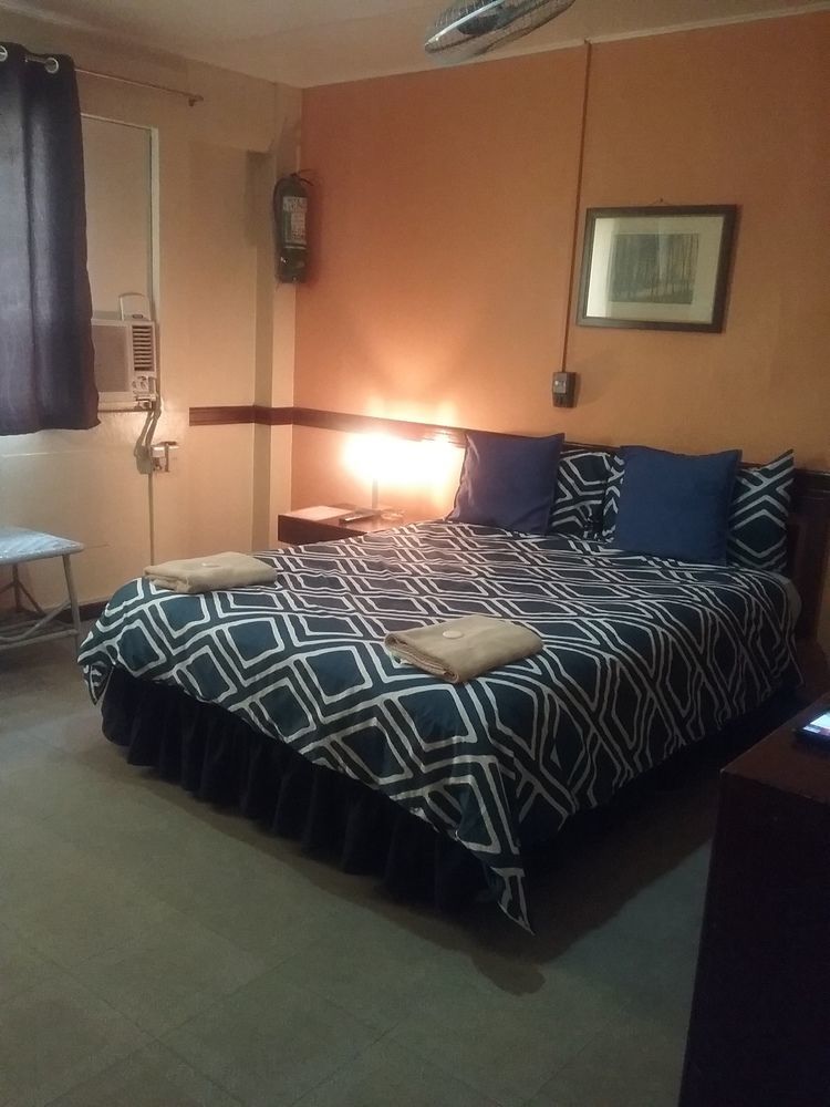The Southern Cross 3*