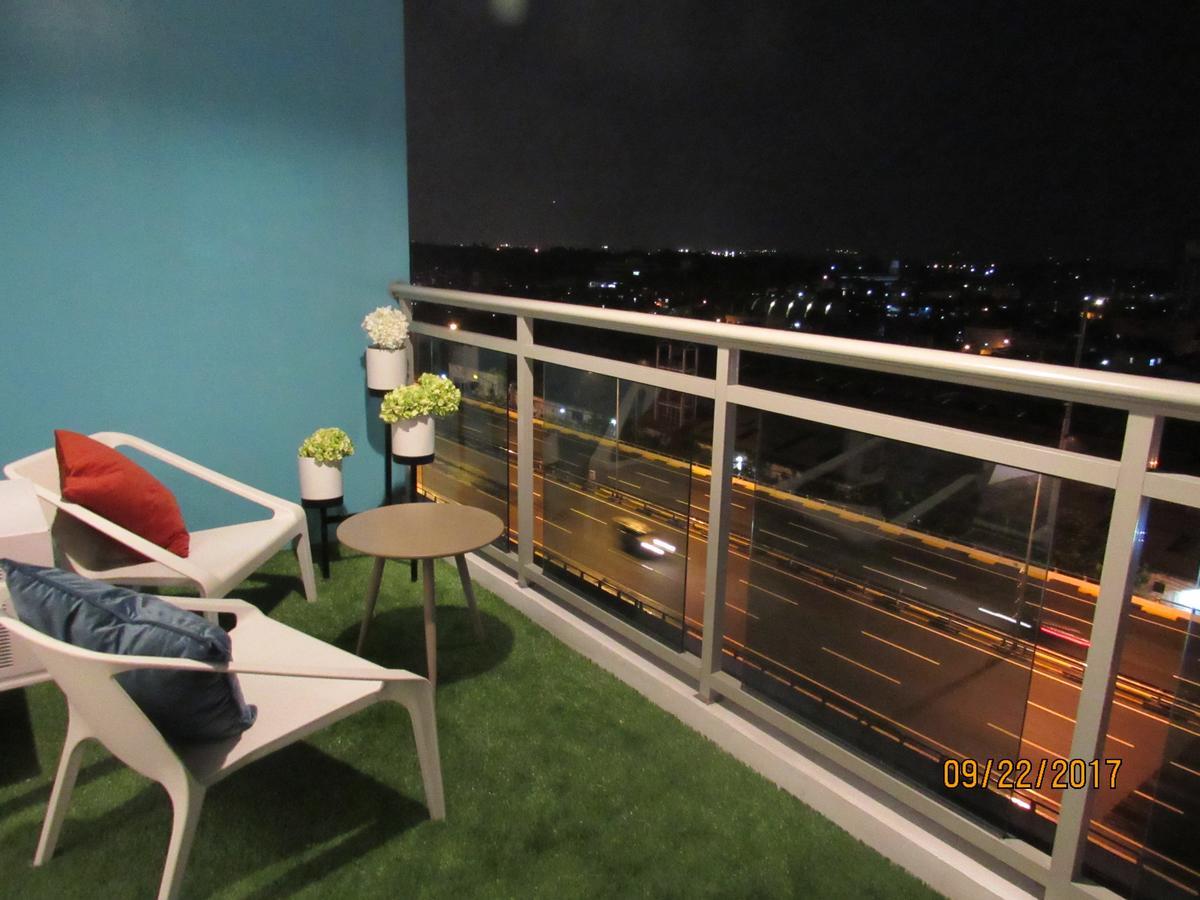 Azure Urban By Radlett * Manila