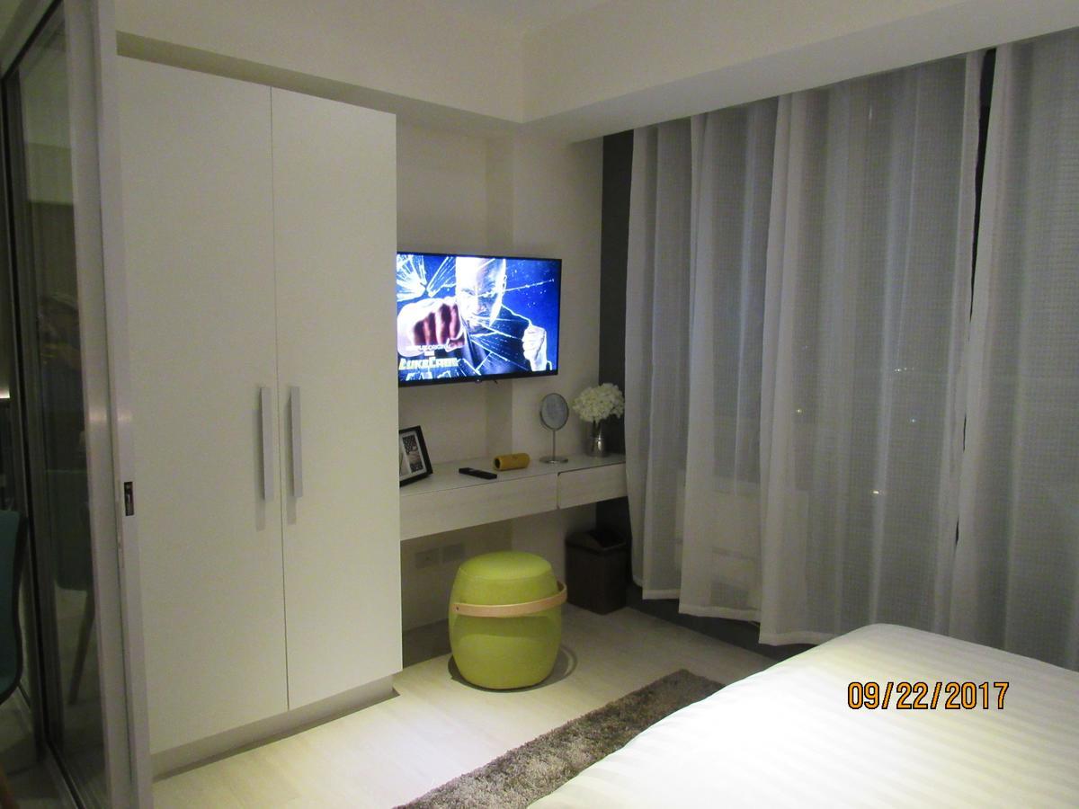 Apartment Azure Urban By Radlett Manila